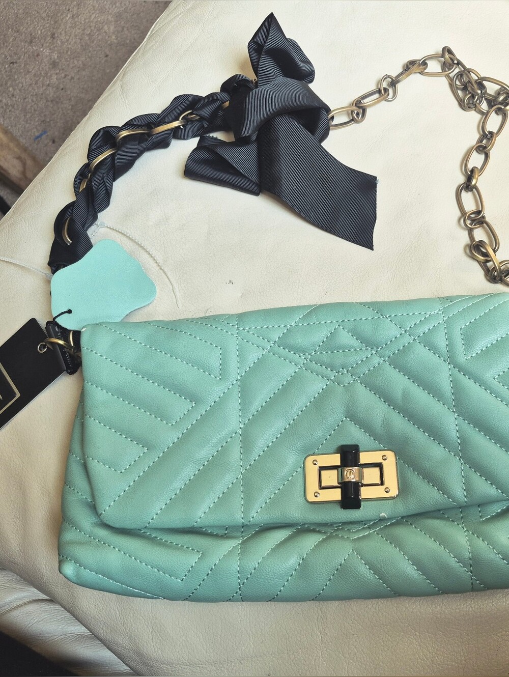 Sergio Quilted Leather Chain Shoulder Bag in Mint